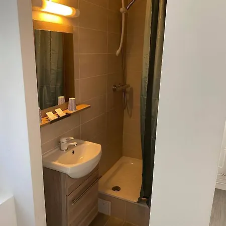 Hotel Le Parisien Reims