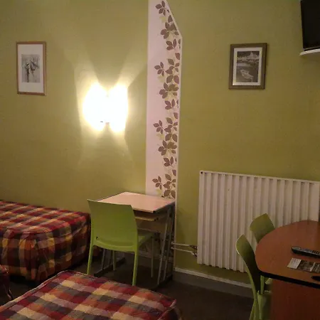 Hotel Le Parisien Reims