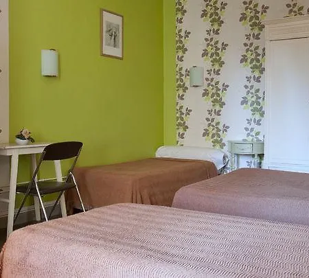 Hotel Le Parisien 2*